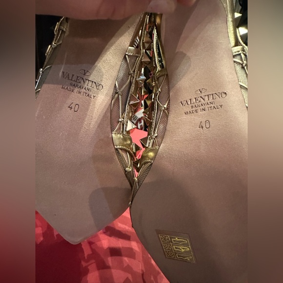 ✨BNIB✨ VALENTINO GARAVANI rockstud gold Diamond star pattern heels size 40 - Picture 8 of 12